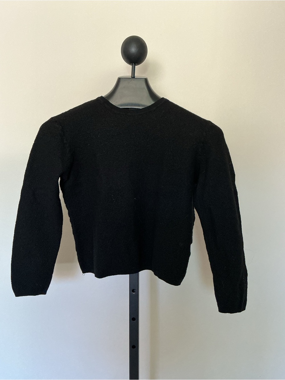 Shrunken Stitch Note Black Women's Crewneck Sweater
